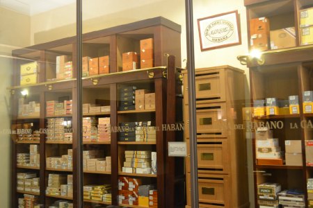 Buying cigars in Rome