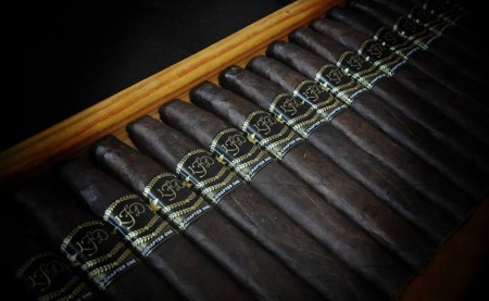 La Flor Dominicana Chapter One