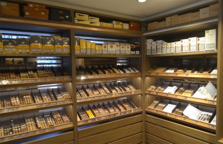 Davidoff Cigar Shop in Brussels