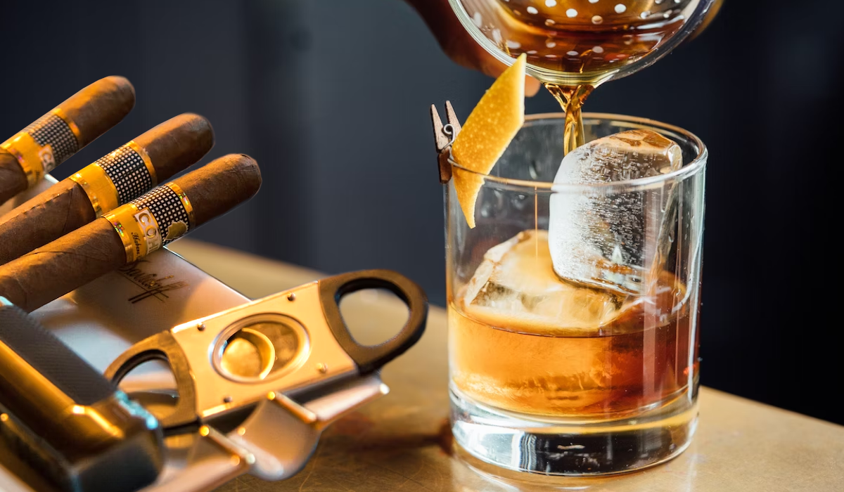 5 Great Whisky Cocktails to Pair with Cigars – Part 2