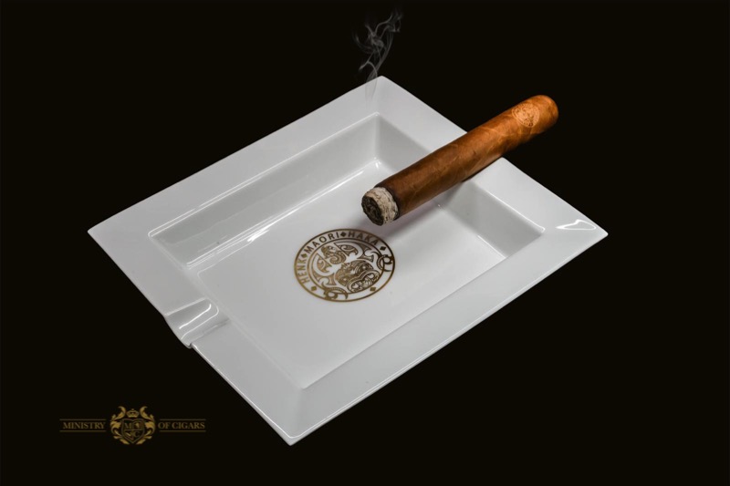 Ministry of Cigars - HENK releases a limited edition ashtray